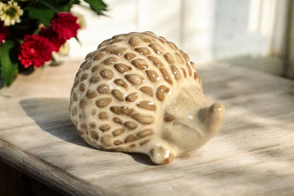 Ceramic Hedgehog Ornament 9cm 🚚