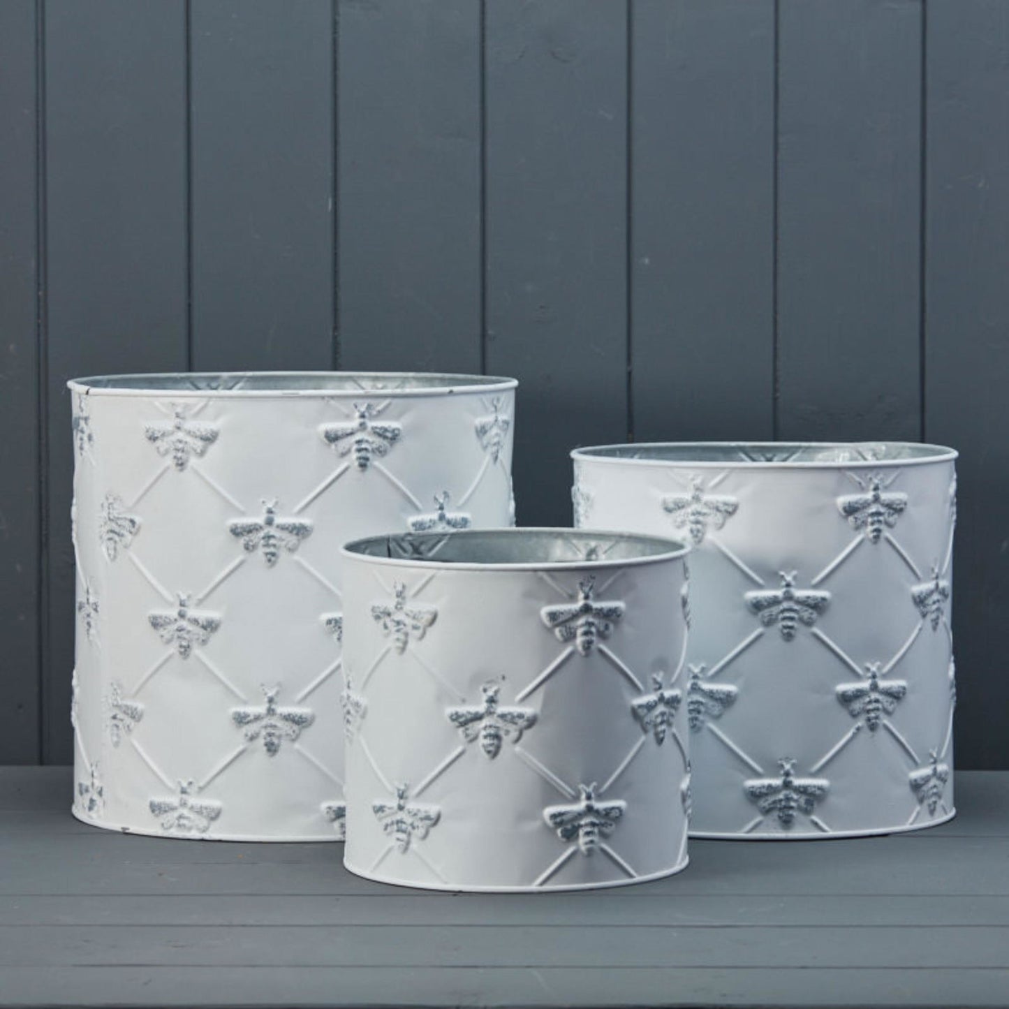 Set of Three White Zinc Bee Planters 🚚